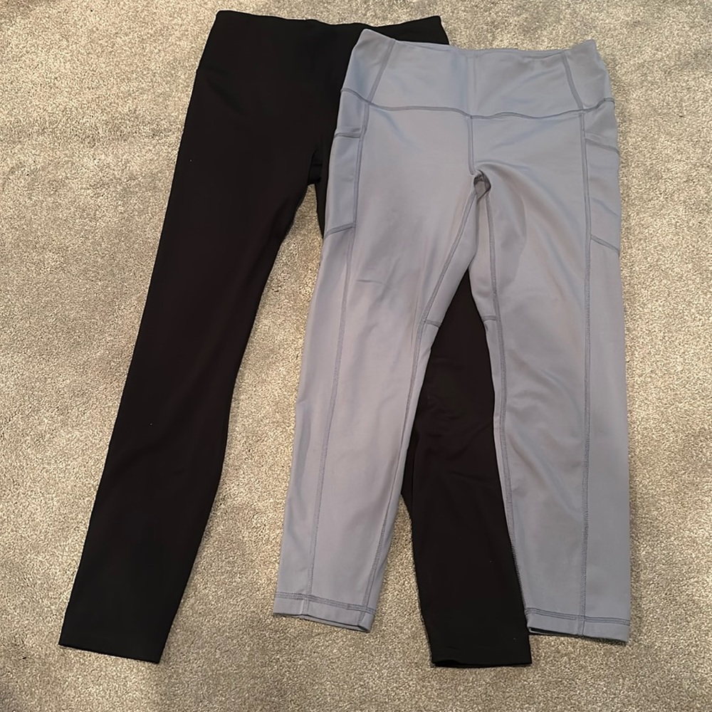 Pair of yogalicious leggings
